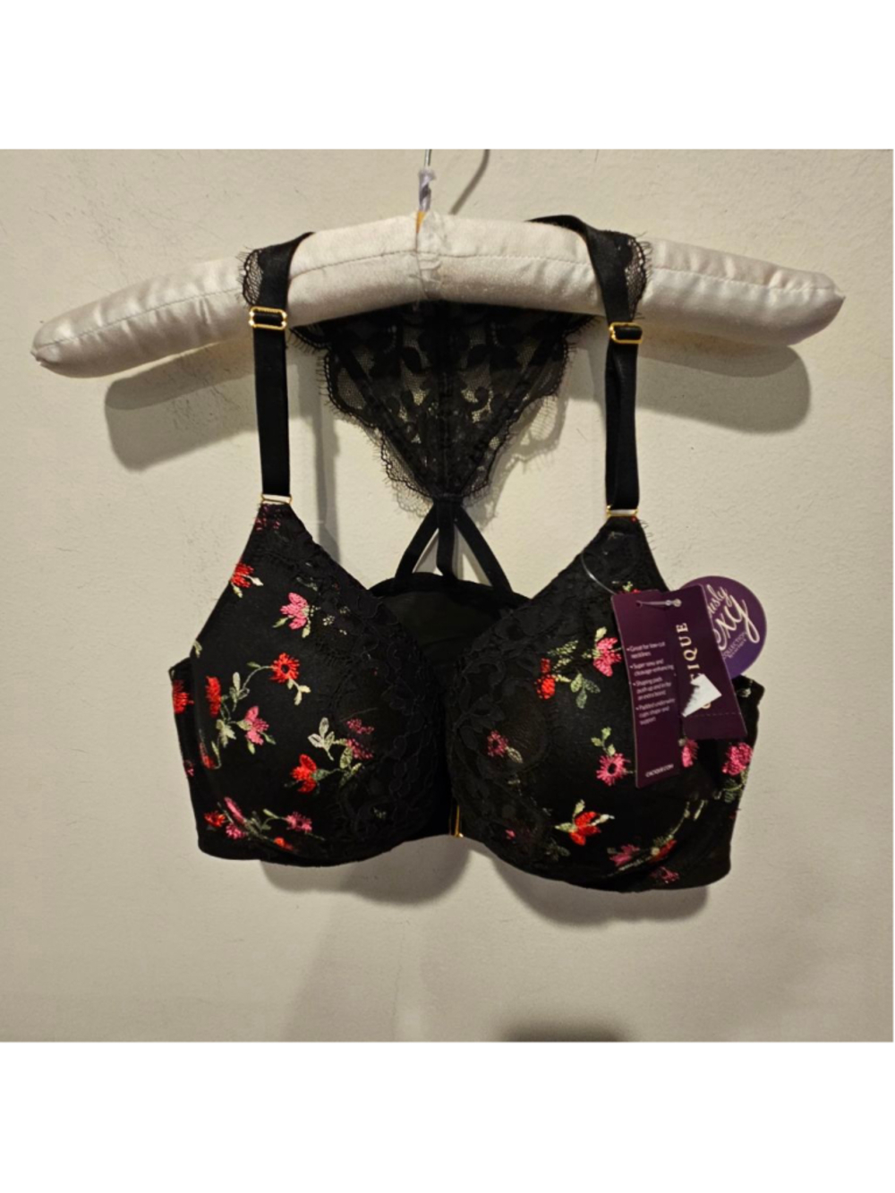 Women's Cacique NWT Black Floral Embroidered Boost Plunge Bra 42D